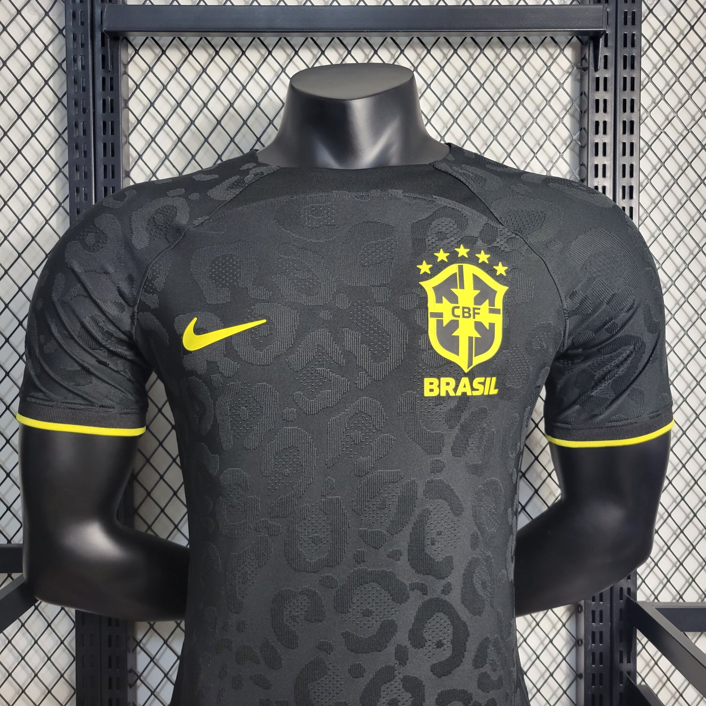 Camisa Brasil Treino Preta 22/23 - Jogador