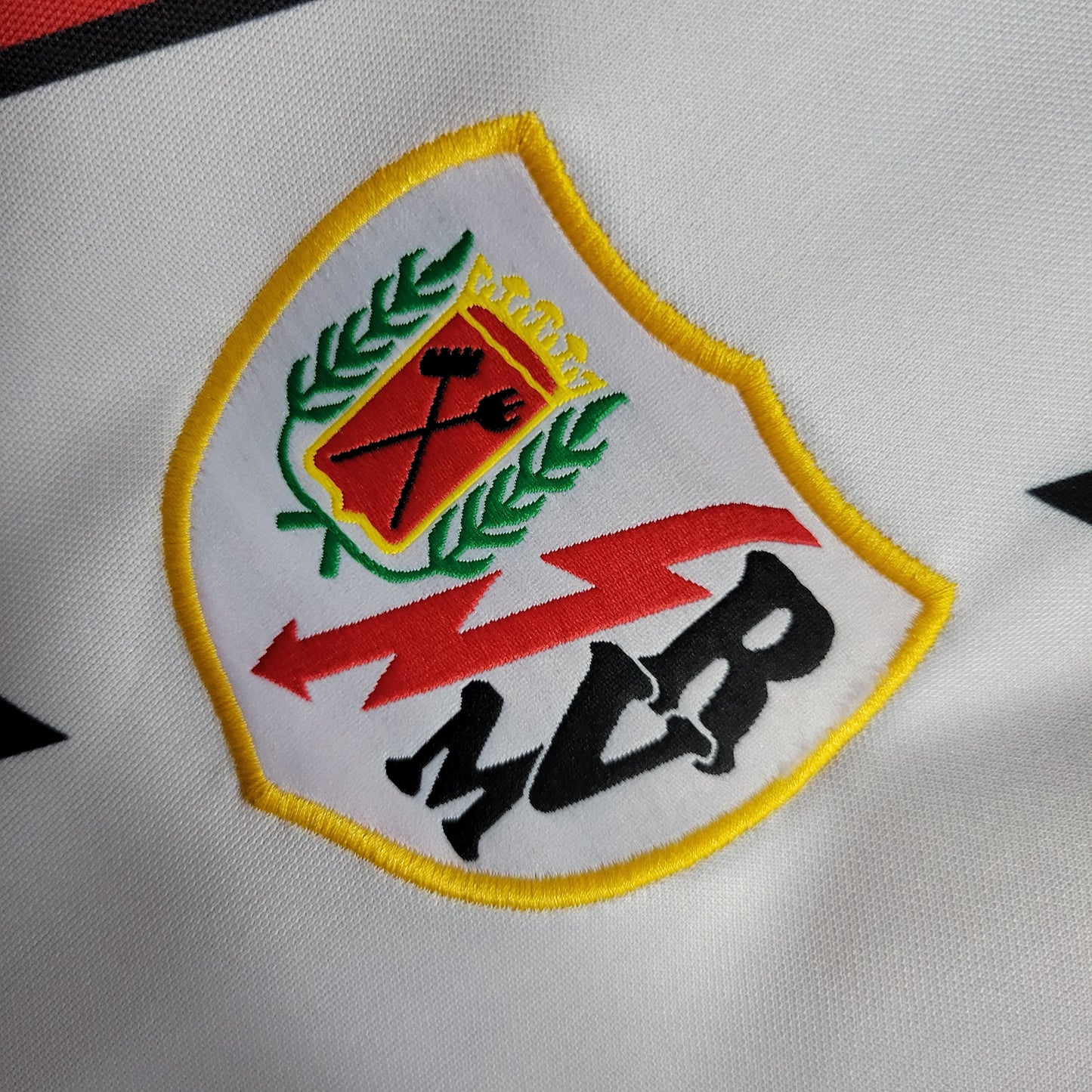 Camisa Rayo Vallecano II 22/23