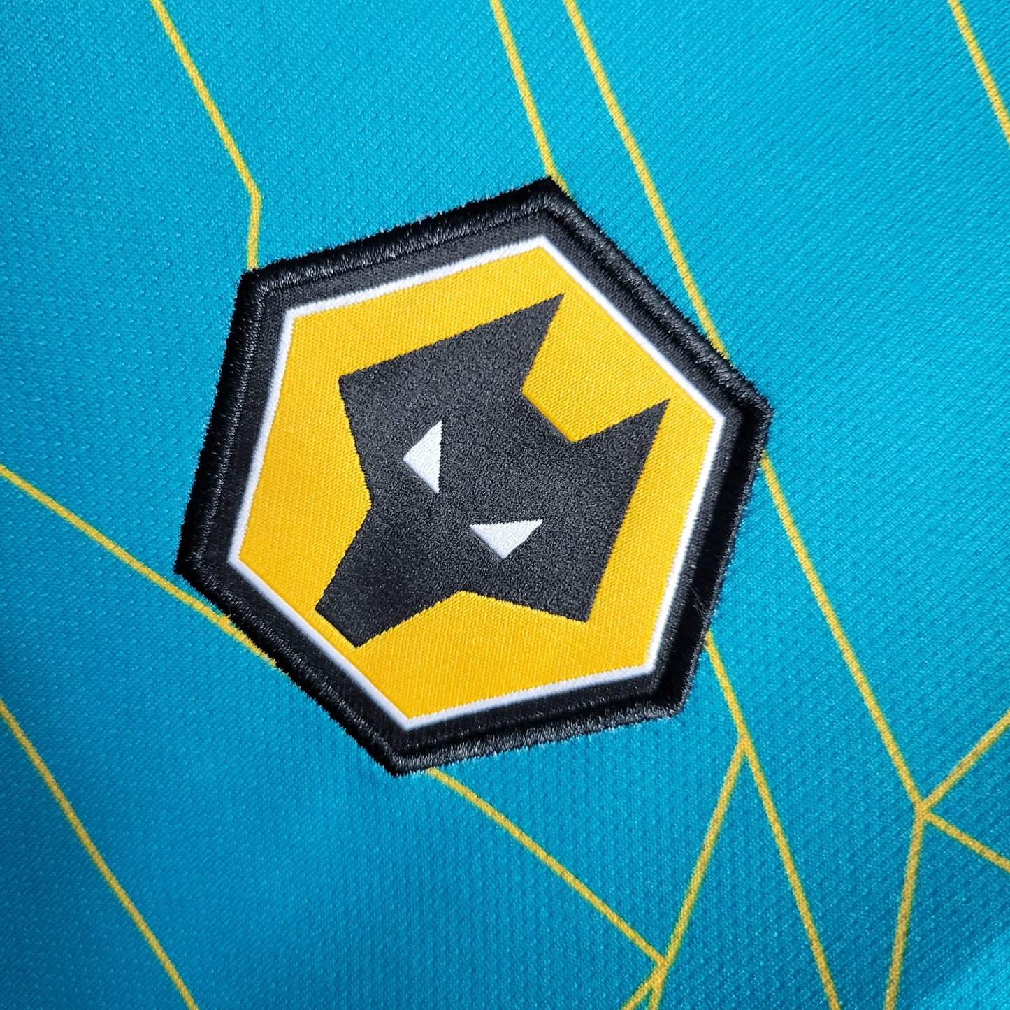 Camisa Wolverhampton II 22/23